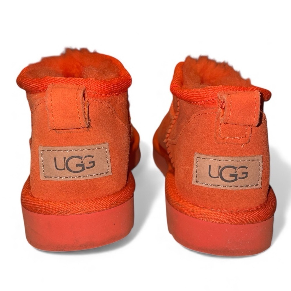 UGG CLASSIC ULTRA MINI - Picture 3 of 4